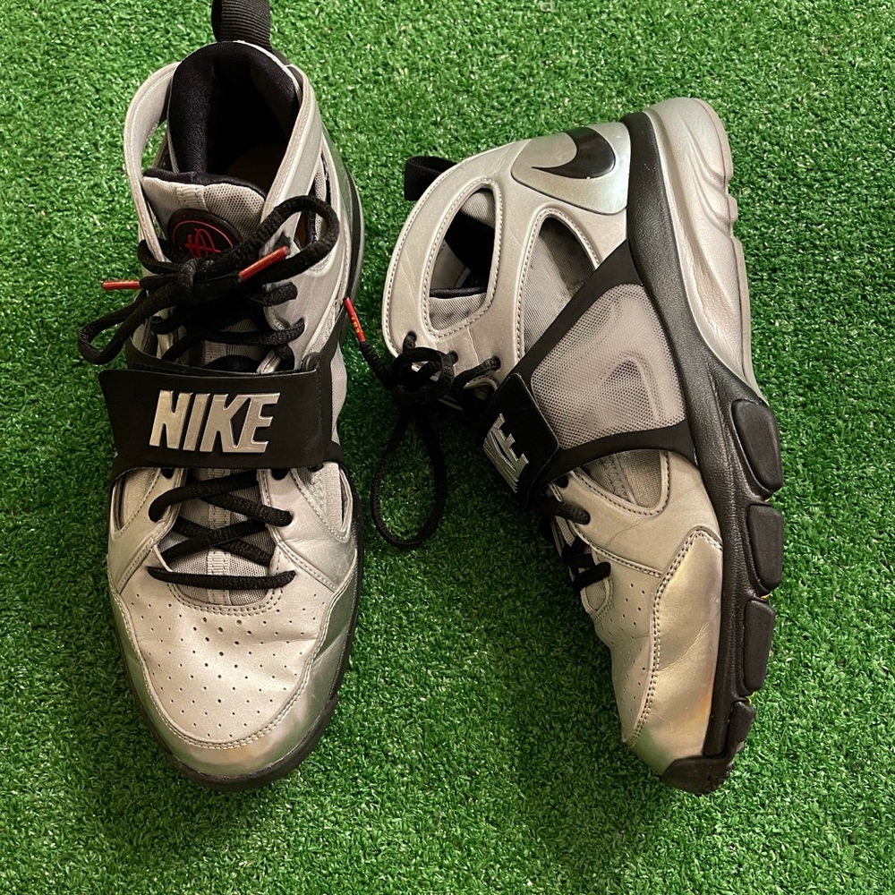 NIKE AIR HUARACHE ZOOM SIZE 11 (used)